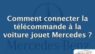 Comment connecter la télécommande à la voiture jouet Mercedes ?